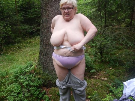 Толстые старушки