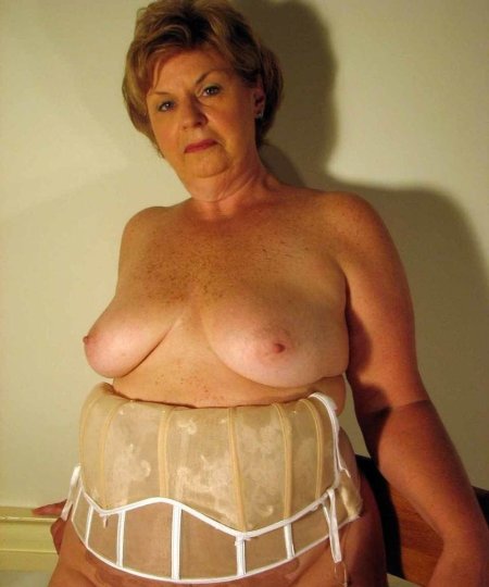 Бабушки с большими сиськами