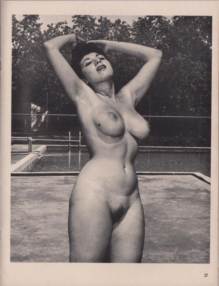 Красивые голые женщины ретро