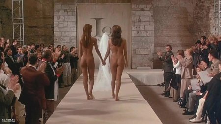 Летиция каста ив сен лоран