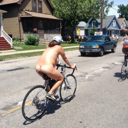 World naked bike ride