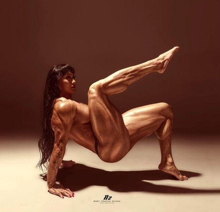 Женские мускулы