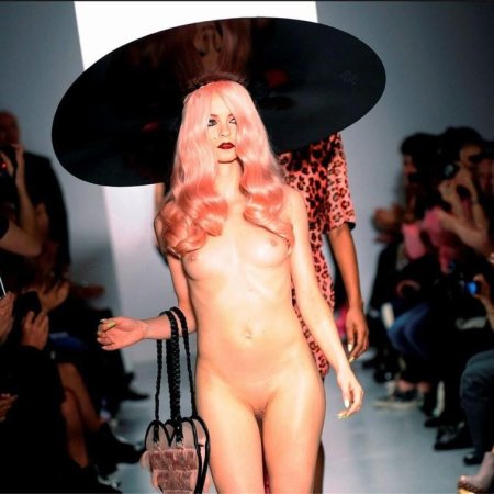 Чарли ле минду мода