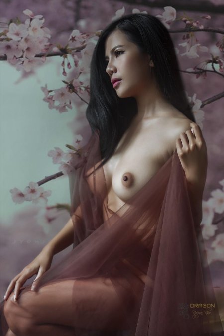 Красивая женщина