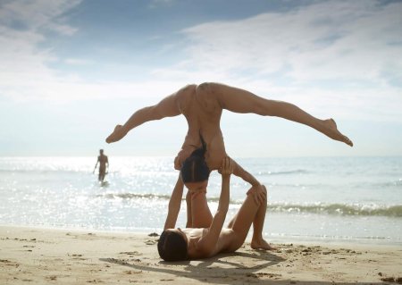 Йога парная позы