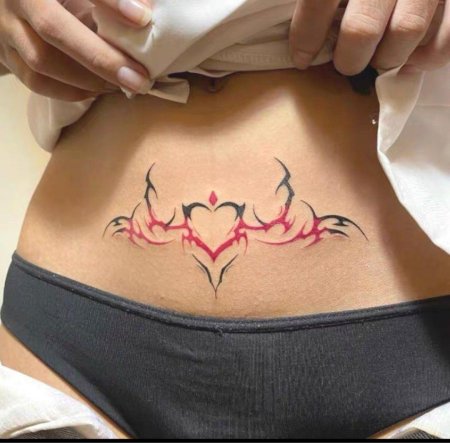 Женские интимные тату