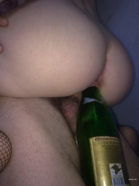 Бутылка шампанского