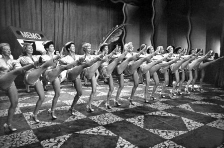 Ленинградский мюзик холл