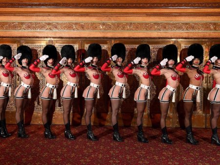 Crazy horse кабаре девушки