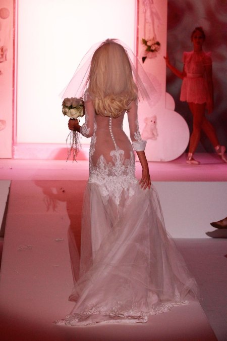 Захия дехар свадебный платье