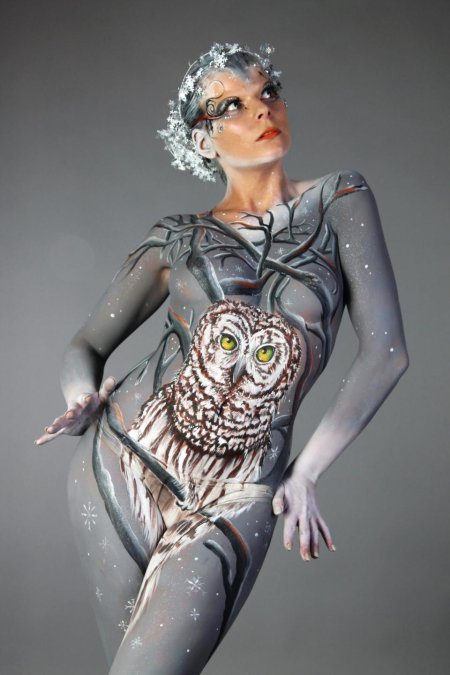 Эротический бодиарт корова