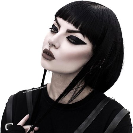 Макияж в стиле готика