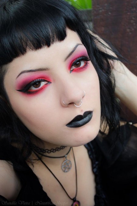 Вилона хаяши готика каре