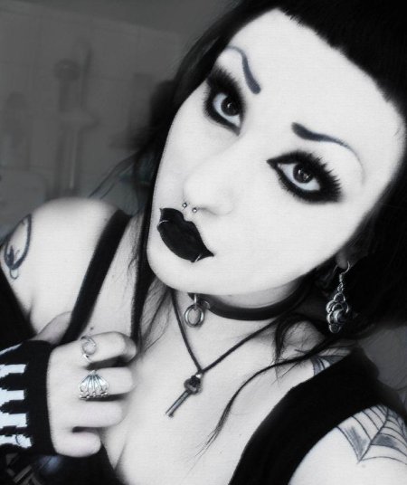 Трэд готы макияж