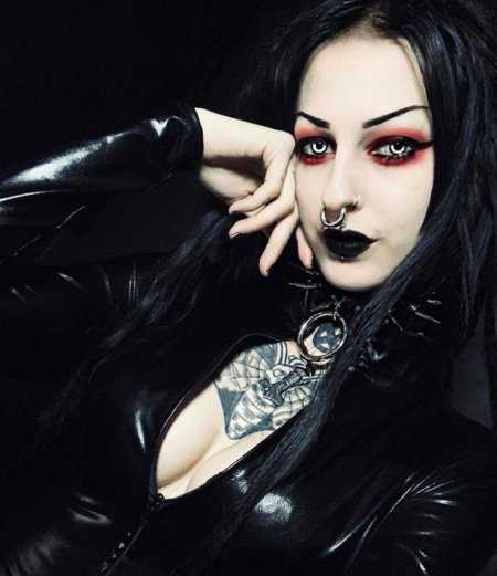 Дарк квин макияж