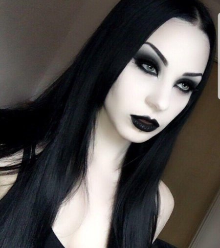 Готический макияж глаз