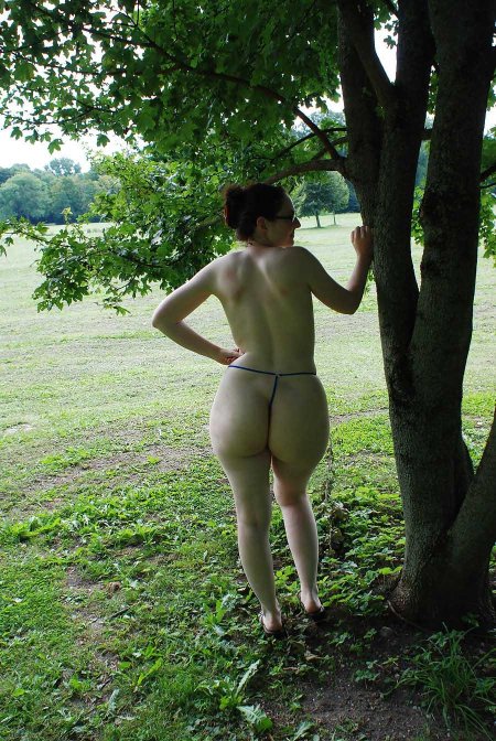 Голые зрелки на даче