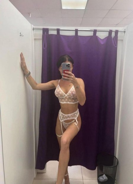 Примерка нижнего белья