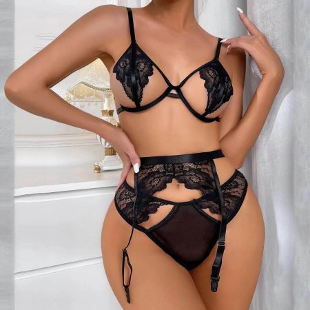 Сексуальное кружевное белье