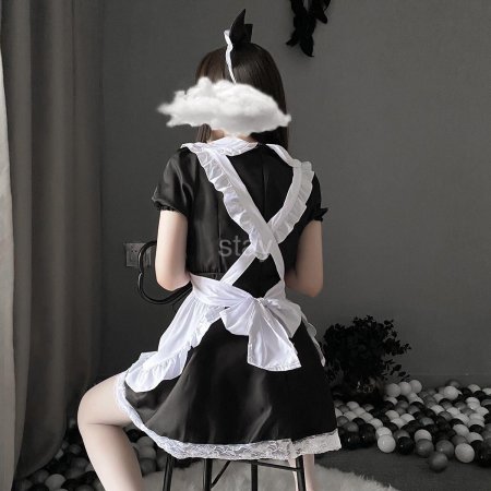 Костюм для ролевых игр горничная