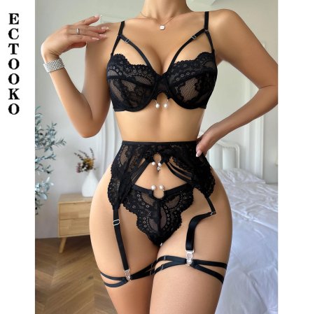Сексуальный кружевной комплект нижнего белья с