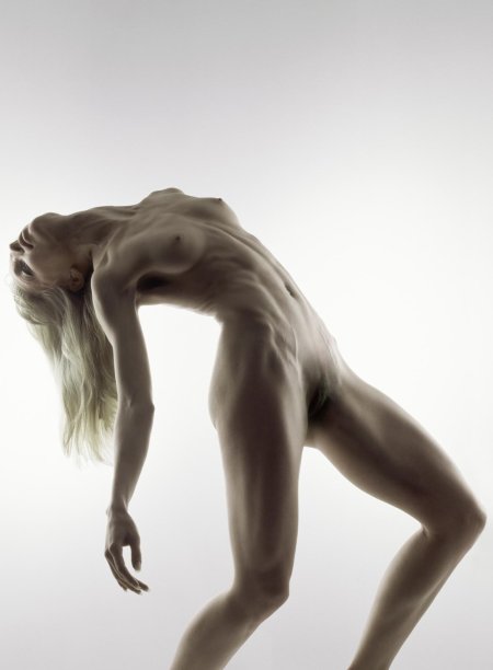 Очень худые голые женщины