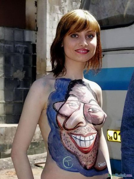 Бодиарт твич