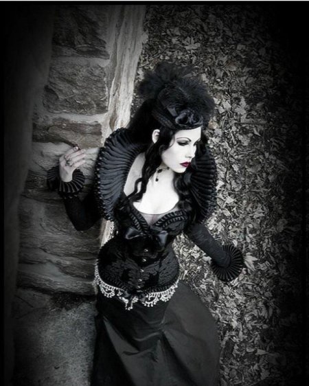 Викторианская мода готика