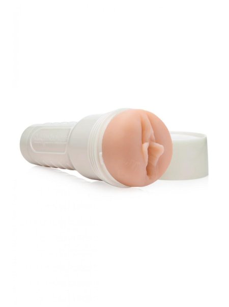 Мастурбатор-вагина fleshlight ella hughes candy