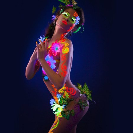 Бодиарт женский на теле