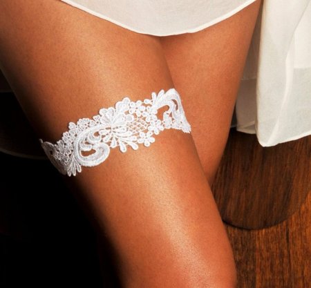 Подвязка невесты