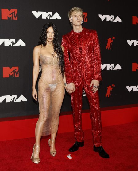 Меган фокс и machine gun kelly