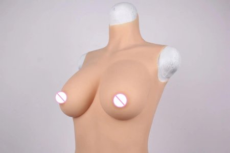 Груди силиконовые