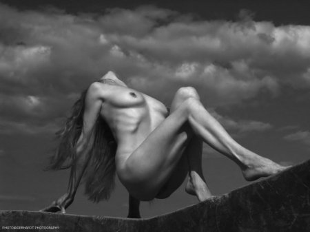 Креативное ню