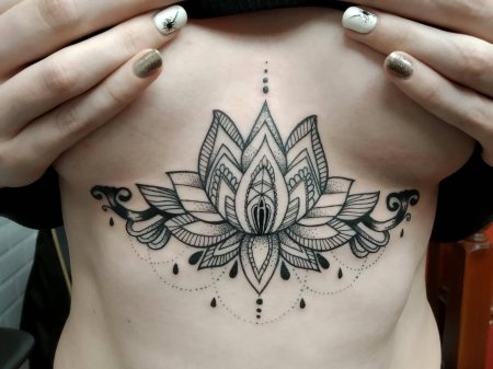 Лотос татуировка