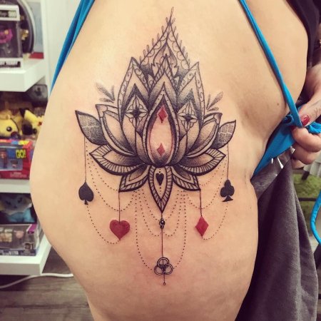 Тату лотос