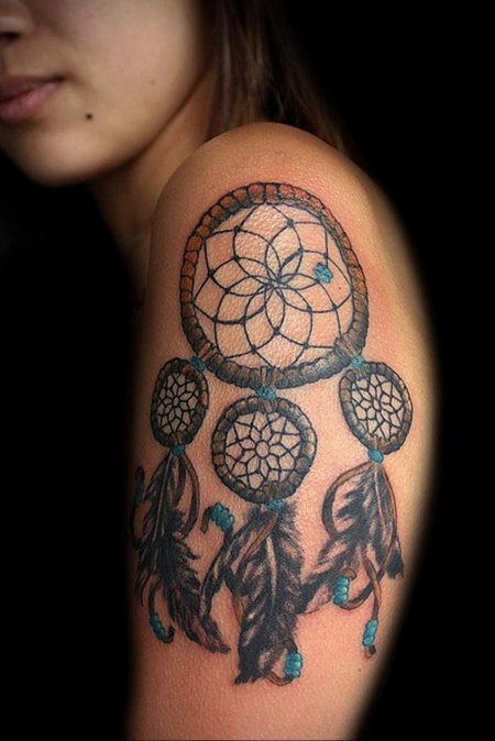Ловец снов на плече тату