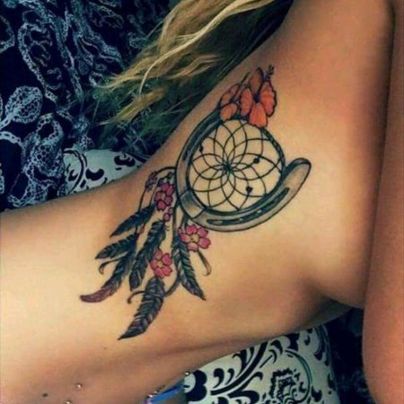 Тату ловец снов с подковой