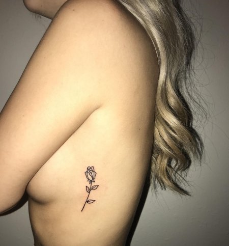 Тату для девушек маленькие