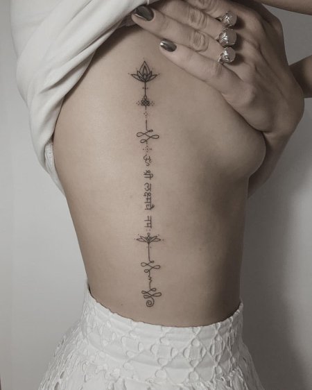 Тату на спине для девушек