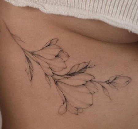 Маленькие татуировки женские