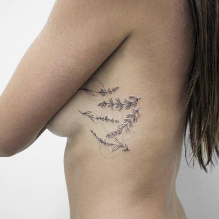 Тату пна ключицей для девушек