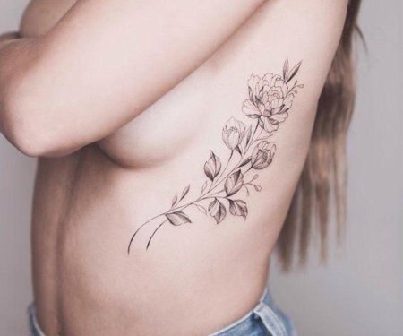 Красивые тату на ребрах