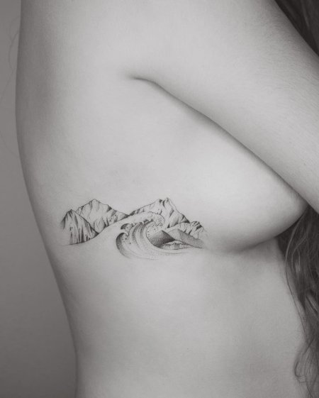 Тату волны и гор