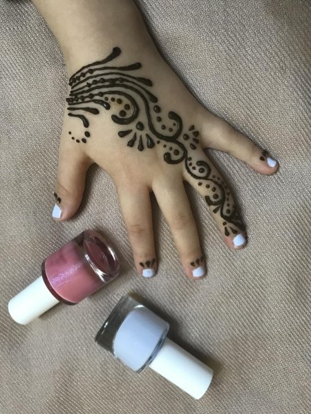 Простые рисунки хной