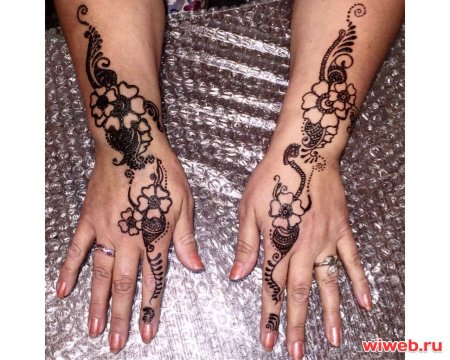 Рисунки хной на руках