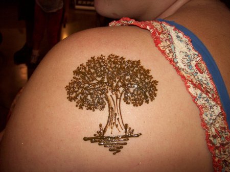 Мехенди дерево