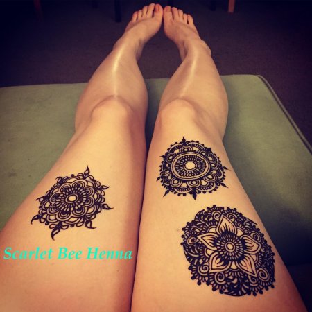 Мехенди хной