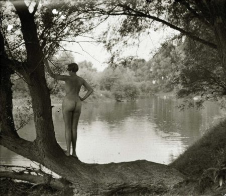 Нагие купальщицы ретро