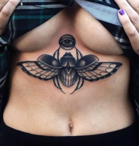 Жук скарабей тату